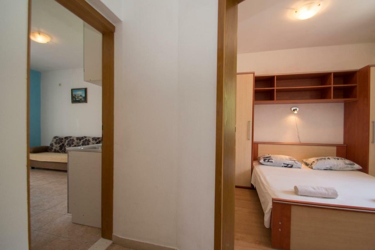 Vita Apartments Zrnovo Exterior photo