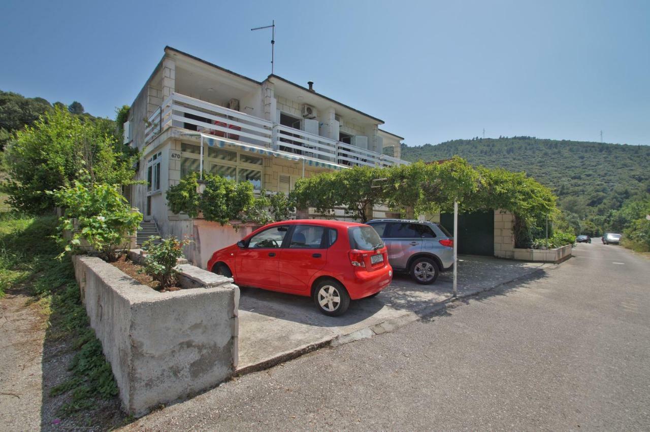 Vita Apartments Zrnovo Exterior photo